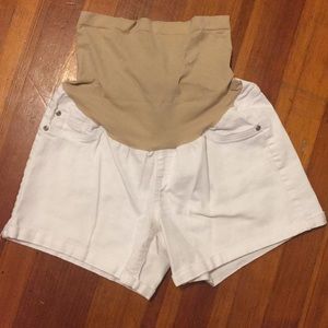 Maternity shorts